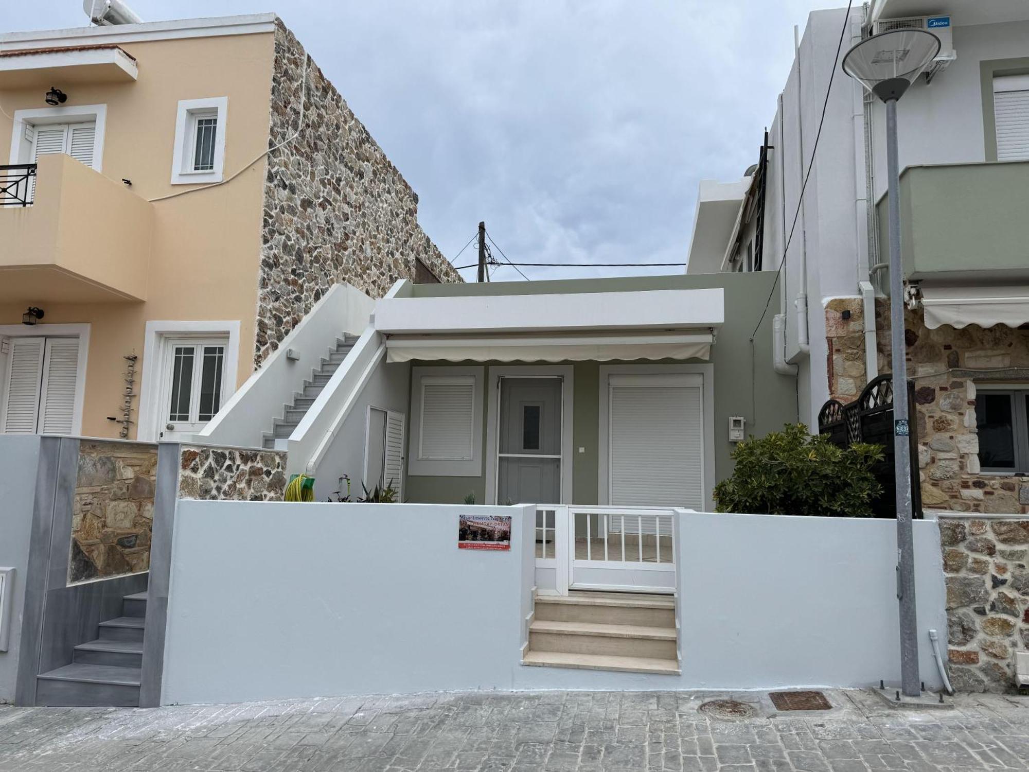 Holiday Dream Thalia Apartment Мастіхарі Екстер'єр фото